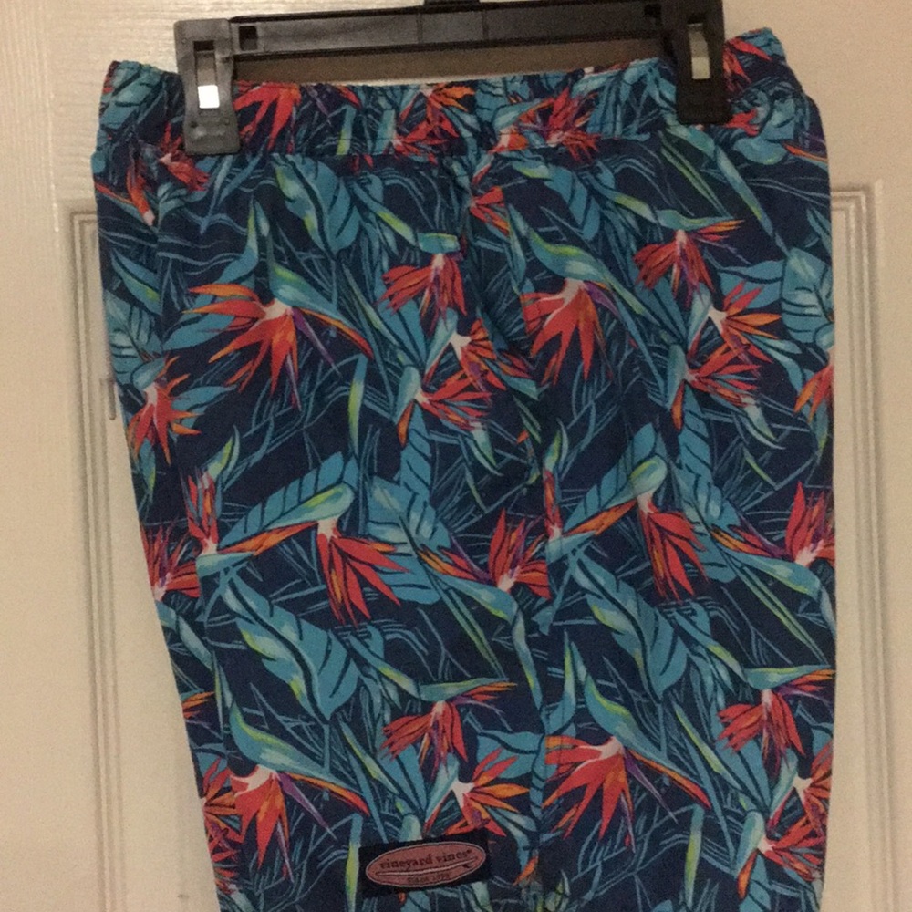 Vineyard Vines Swing trunk